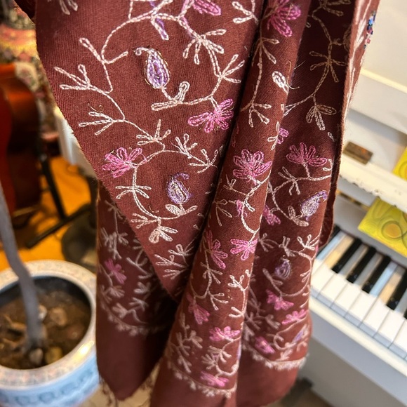 Chic Boho Floral Shawl in Rich Hues Beaded Embroidered - Picture 14 of 16